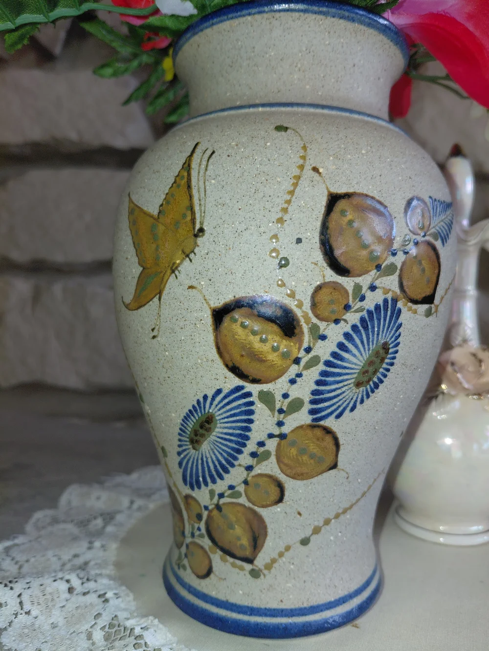 Mexican FolkArt Pottery Butterfly Vase Tecpatl Ceramics Jorge Gonzales Hernandez